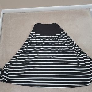 Black and White Strips Skirt